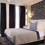 Acte V Hotel Paris