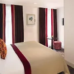 Acte V Hotel 3*