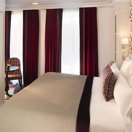 Hotel Acte V 3*